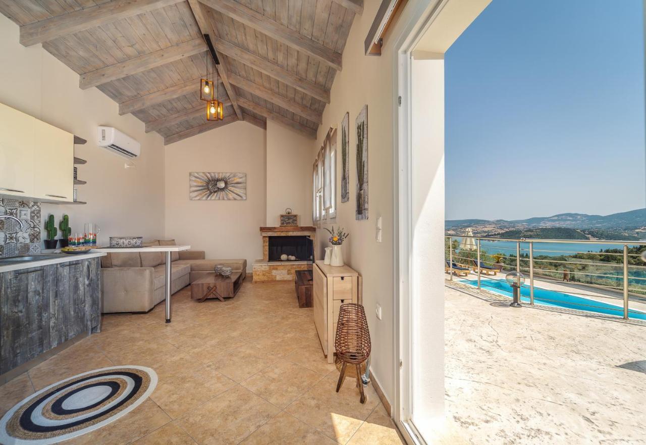 Koumaries Villas ลิเกีย ภายนอก รูปภาพ