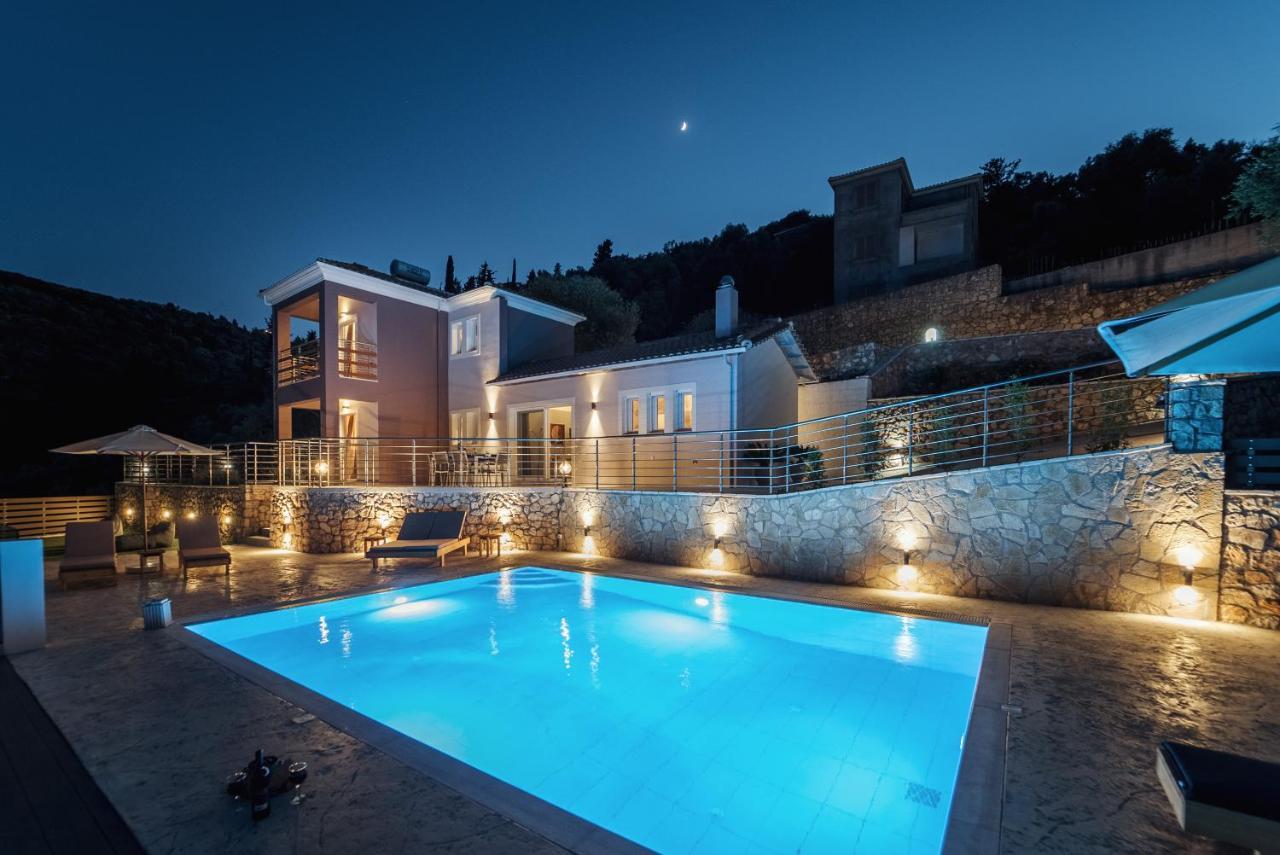 Koumaries Villas ลิเกีย ภายนอก รูปภาพ