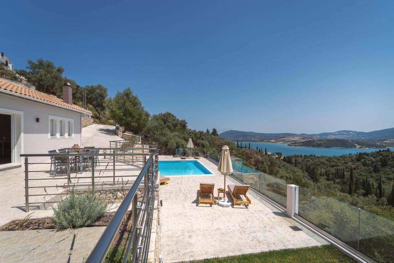 Koumaries Villas ลิเกีย ภายนอก รูปภาพ