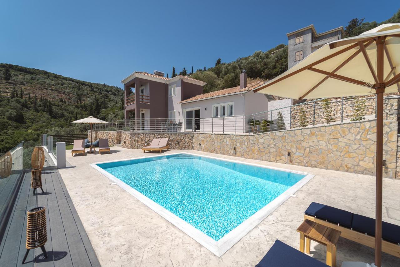 Koumaries Villas ลิเกีย ภายนอก รูปภาพ