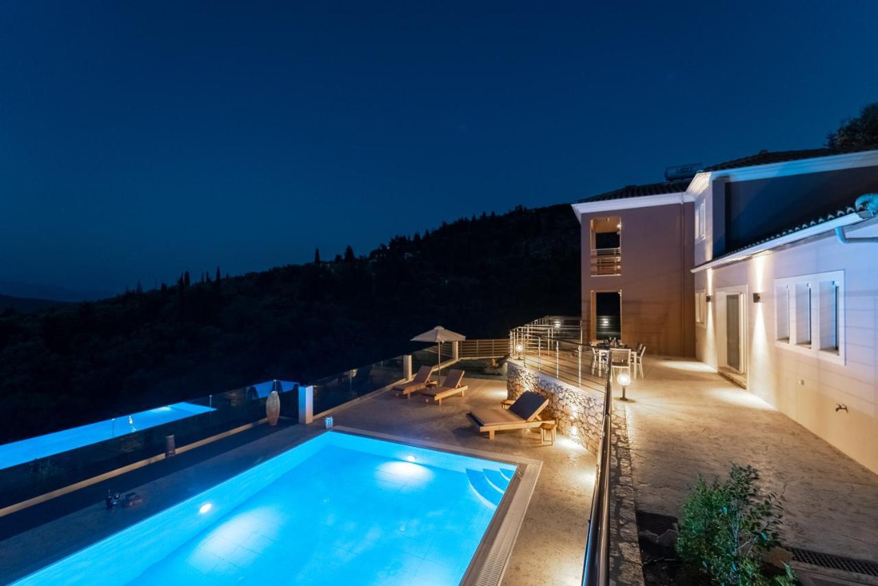 Koumaries Villas ลิเกีย ภายนอก รูปภาพ