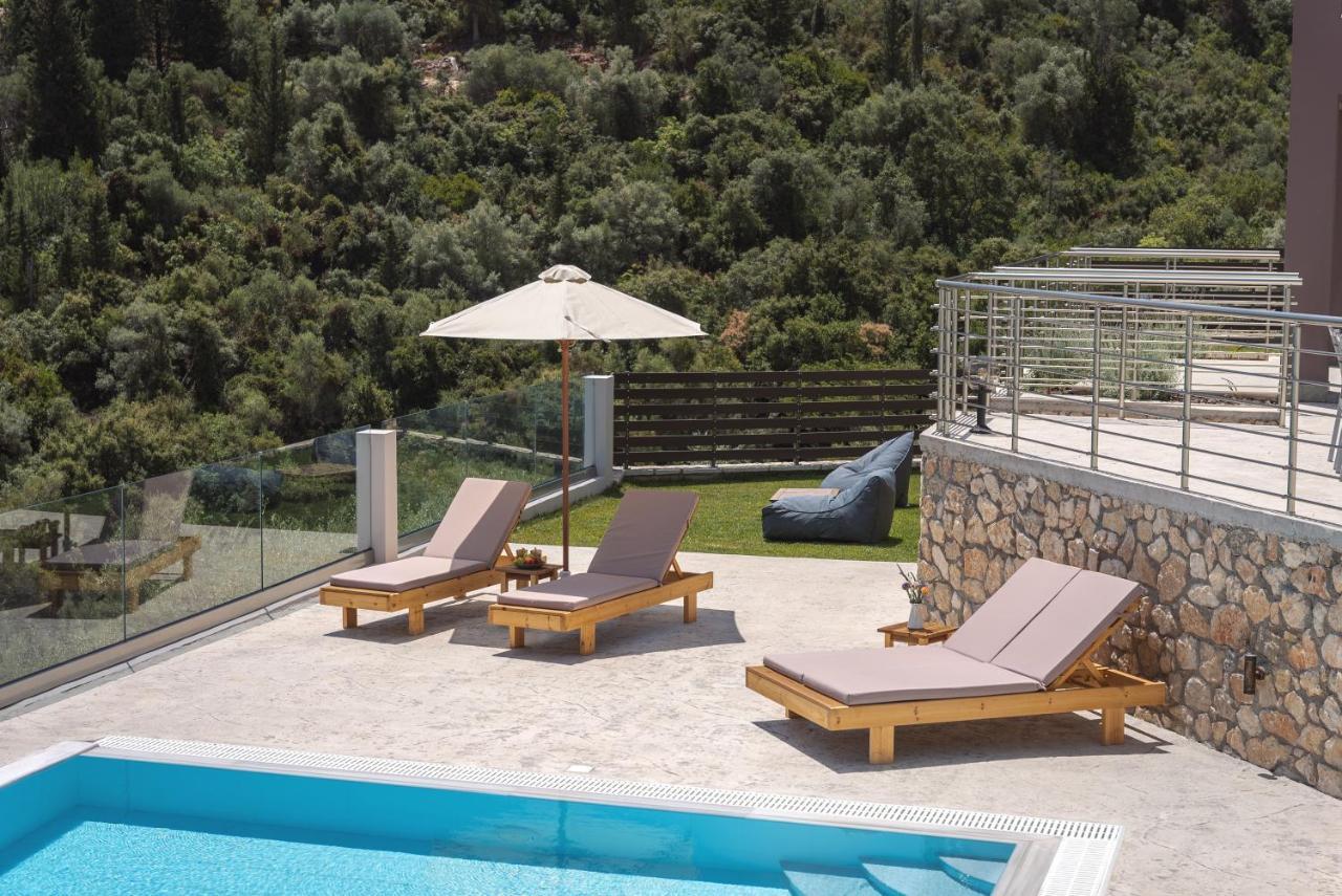 Koumaries Villas ลิเกีย ภายนอก รูปภาพ